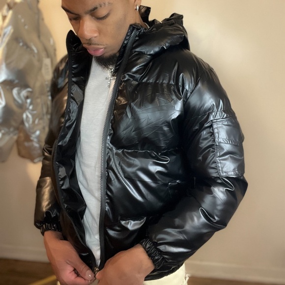 Black puffer jacket - Picture 2 of 4